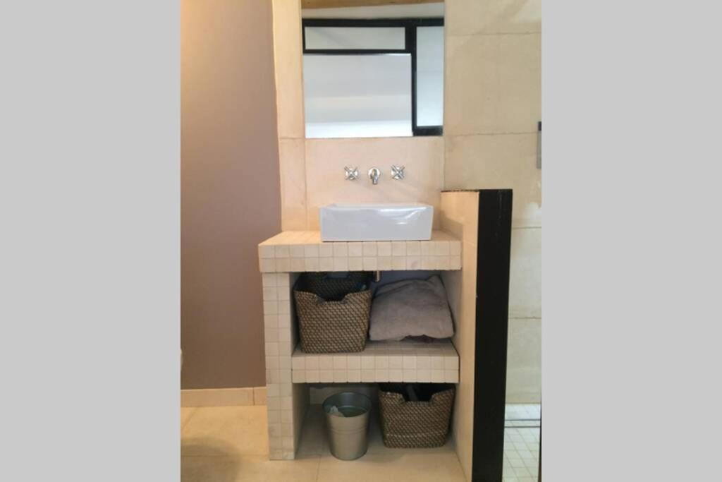 Ferienwohnung Duplex Avec Vue Sur Les Arenes Arles Exterior foto