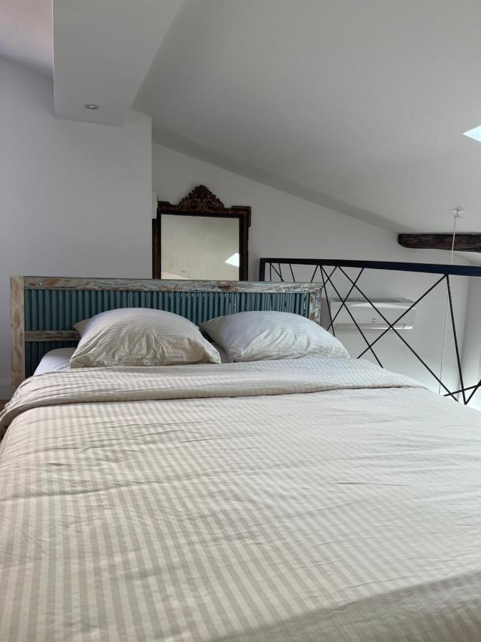 Ferienwohnung Duplex Avec Vue Sur Les Arenes Arles Exterior foto