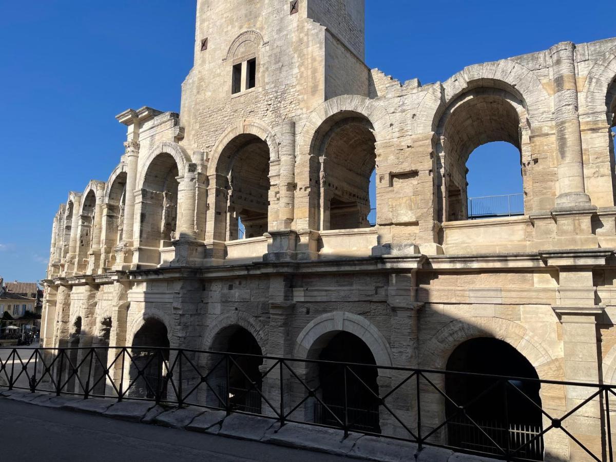 Ferienwohnung Duplex Avec Vue Sur Les Arenes Arles Exterior foto